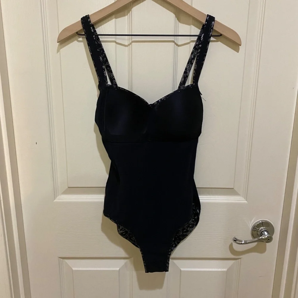 Niptuck- One Piece Swimsuit-Multi Fit cup- Silver Metallic Leopard Print- Size 4 - Picture 8 of 10